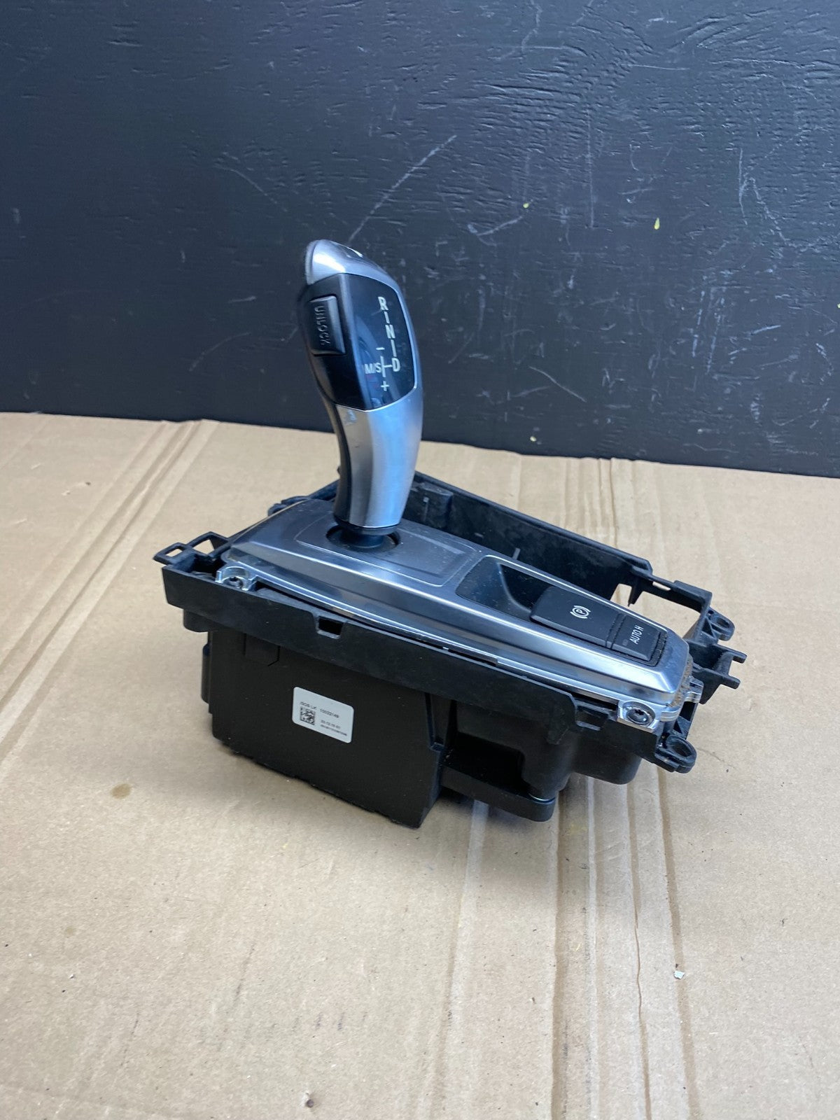 2007 to 2013 BMW X5 E70 Shift Shifter Selector Gear W/ Bezel AB8708 DG1