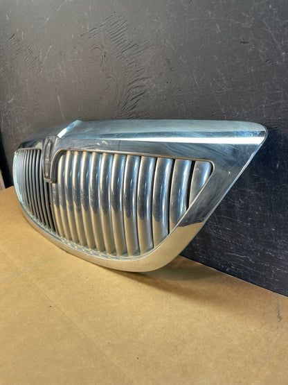 2003 to 2011 Lincoln Town Car Front Upper Grille Grill Chrome W/Emblem AE0784 DG1