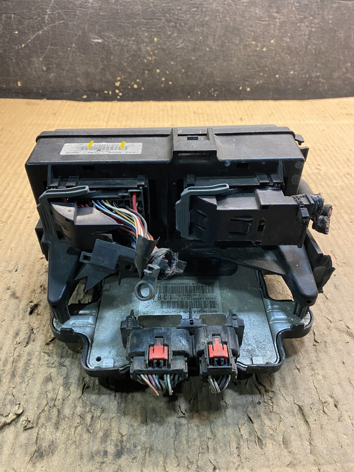 2007 Jeep Commander Fuse Box Relay BCM Body Control Module OEM Y1545 DG0