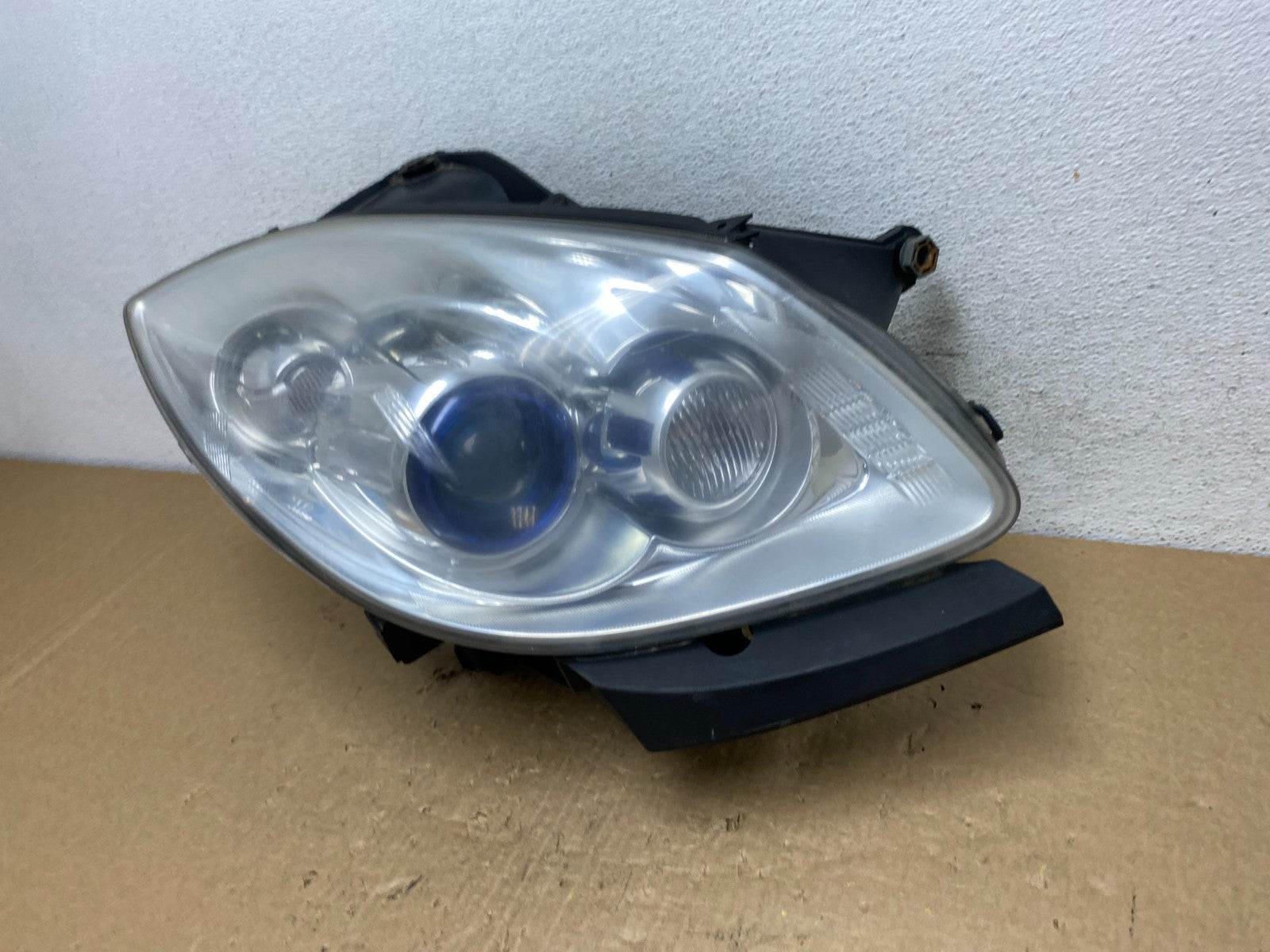 2008-2012 Buick Enclave Right Passenger Headlight Xenon Hid Two Ballast AF79271