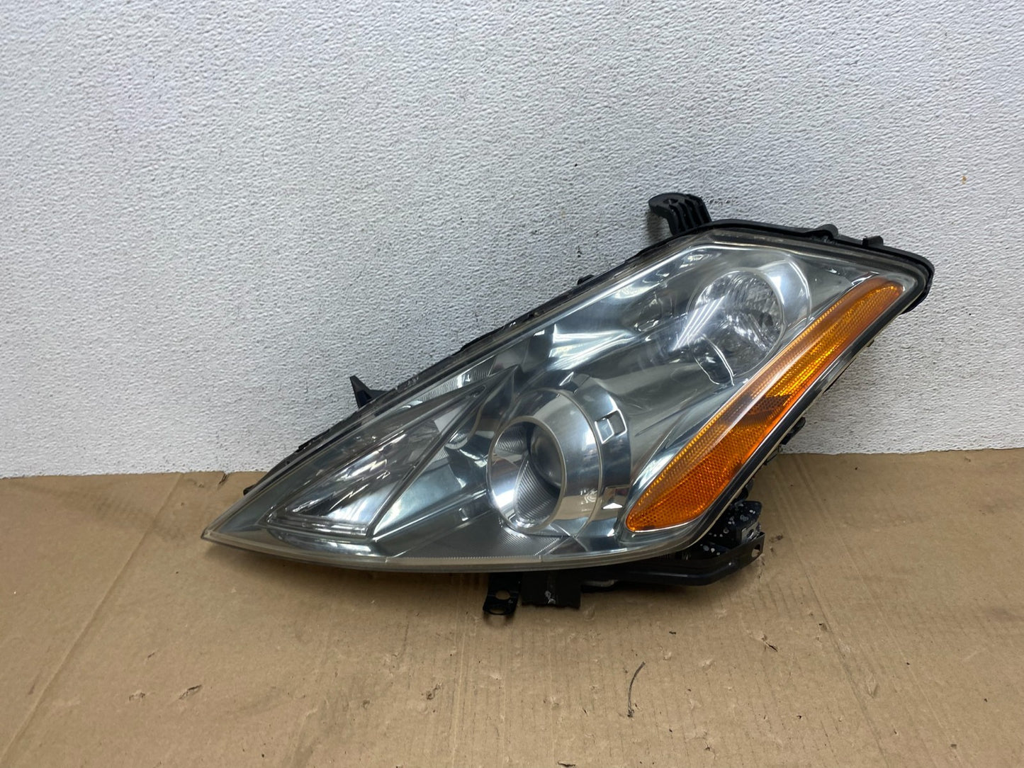 2003 to 2007 Nissan Murano Headlight Xenon HID Left Driver LH AE9124 DW0