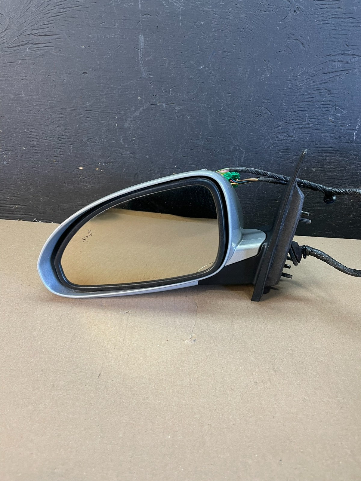 2013 to 2017 Buick Enclave Left Driver LH Blind Spot View Door Mirror AE1100 DW9