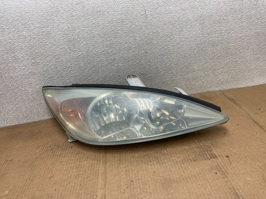 2002 to 2004 Toyota Camry Halogen Headlight Right Passenger Rh OEM AA6207 DW0