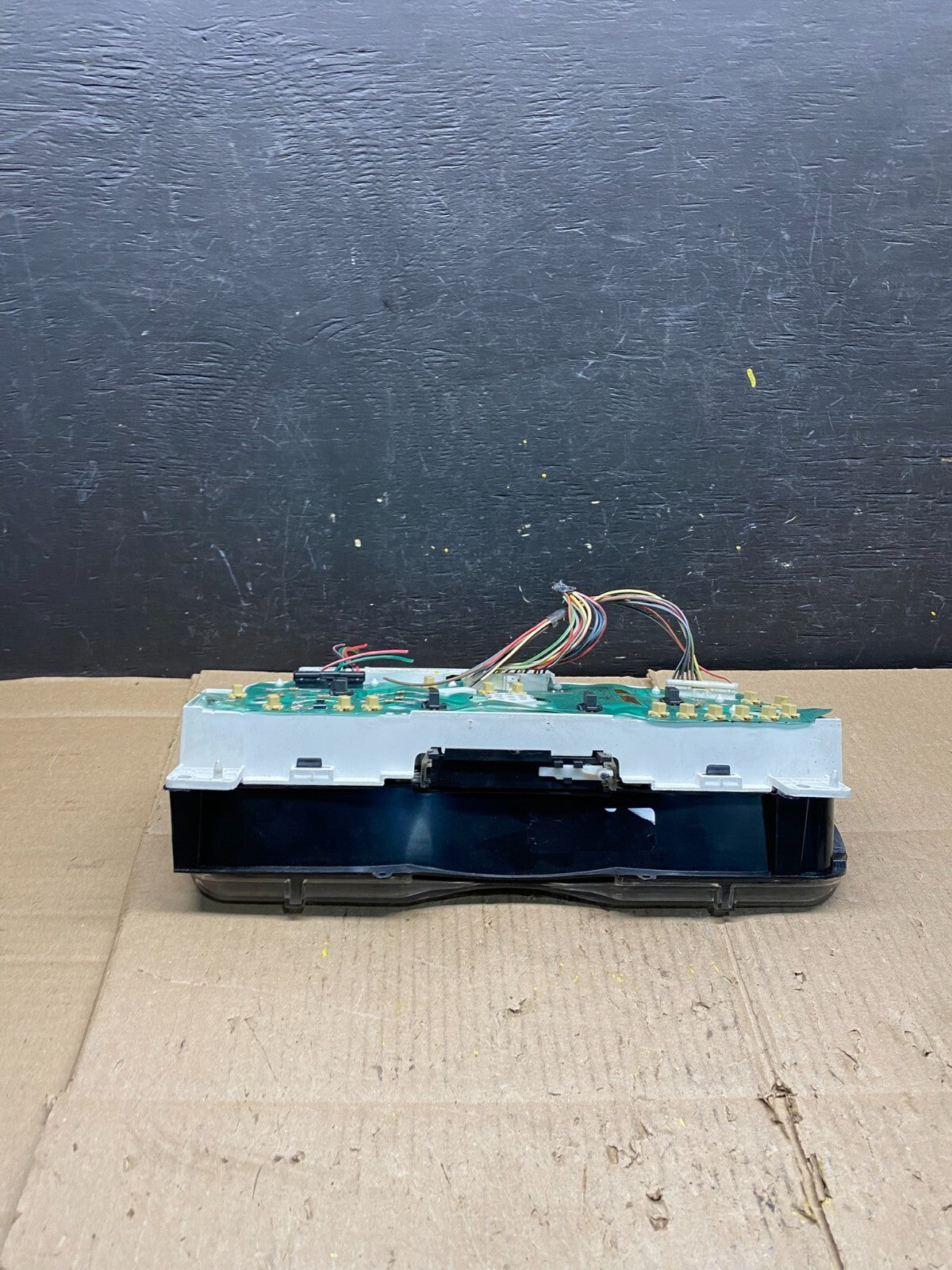 2001 - 2002 Ford Econoline E150 E250 Van Speedometer Instrument Cluster L5578 DG5