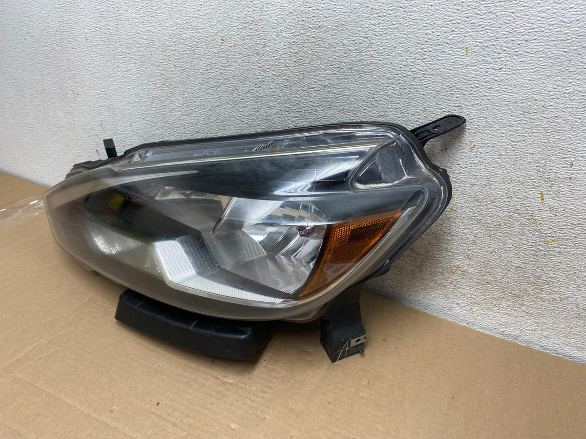 2016 2017 2018 Nissan Sentra Front Left Driver LH Halogen Headlight AH9329 DW1