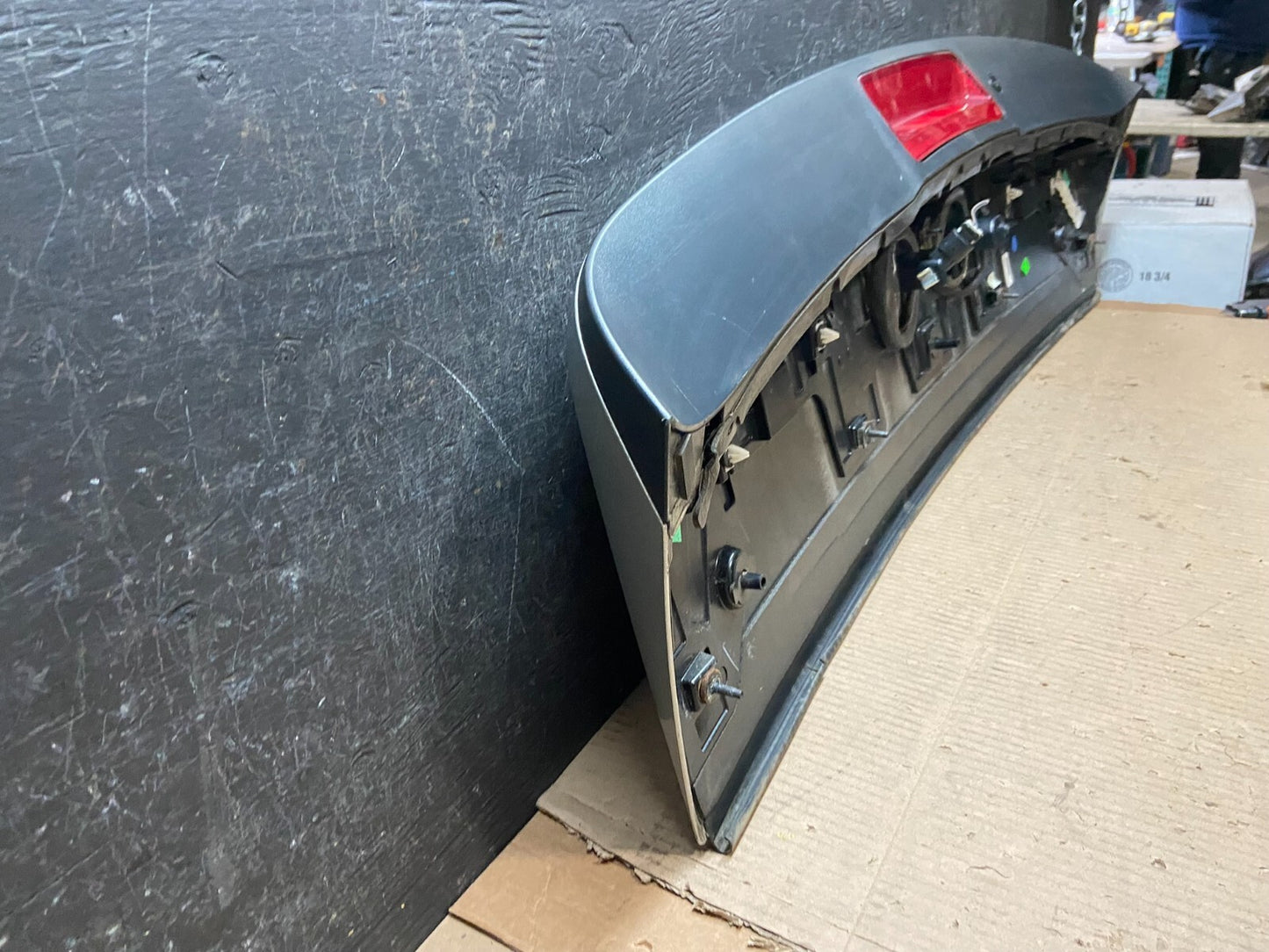 2011 2012 2013 2014 Ford Edge Rear Spoiler Wing 3RD Brake Light Oem H66029