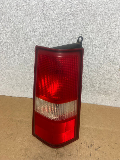 2003 2017 Chevrolet Express 1500 2500 3500 Right Passenger Tail Light AD5198 LK0