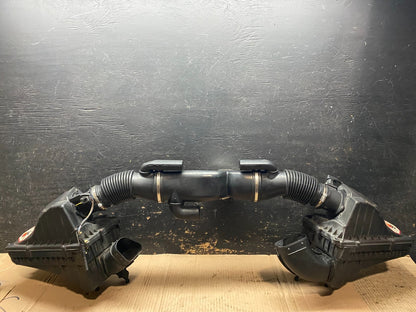2013-2019 Jaguar XJ 3.0l Left+Right Set Air Cleaner Filter Box  V9759 DG1