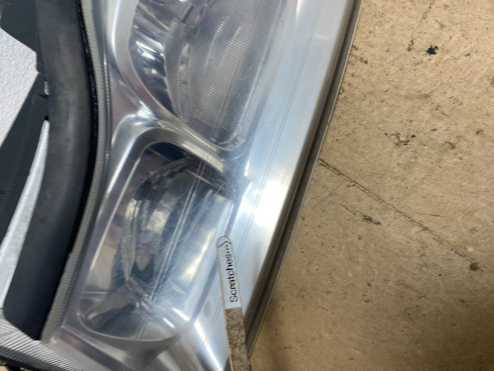 2006 to 2007 Saturn Vue Headlight Left Driver LH Side Halogen Oem AC3538 DW3