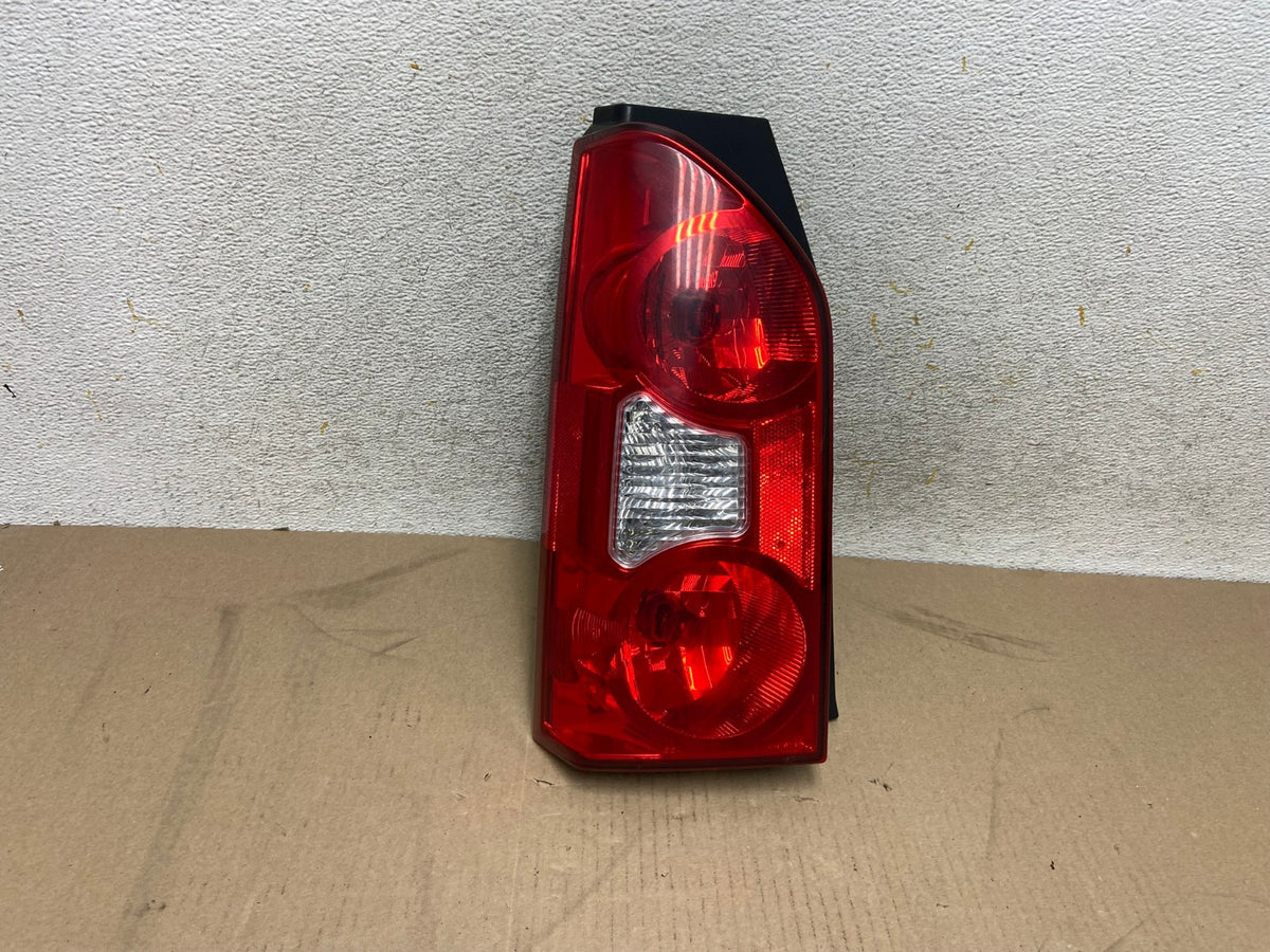 2005 to 2015 Nissan Xterra Tail light Left Driver Lh Side AH6689 LK0