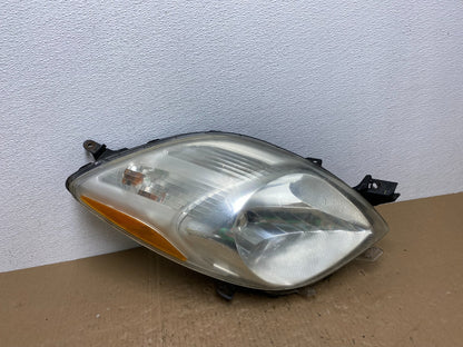 2006-2008 Toyota Yaris Hatchback Right Passenger Halogen Headlight Oem AB6973 DW0