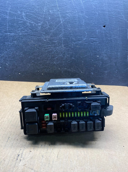 2005 2006 Dodge Durango Fusebox Fuse Box Relay Body BCM Module AH5023 DG3