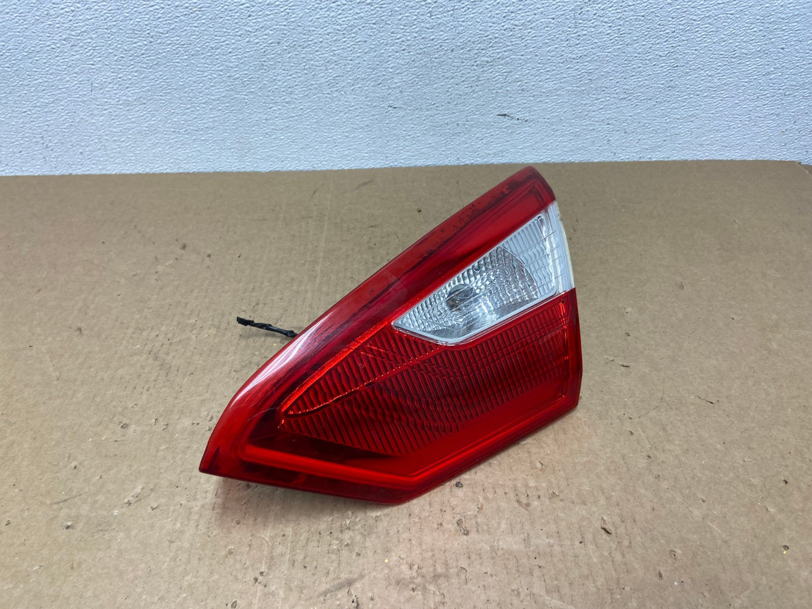 2012 to 2014 Ford Focus Sedan Right Passenger Inner Tail Light Oem AC1248 LK2