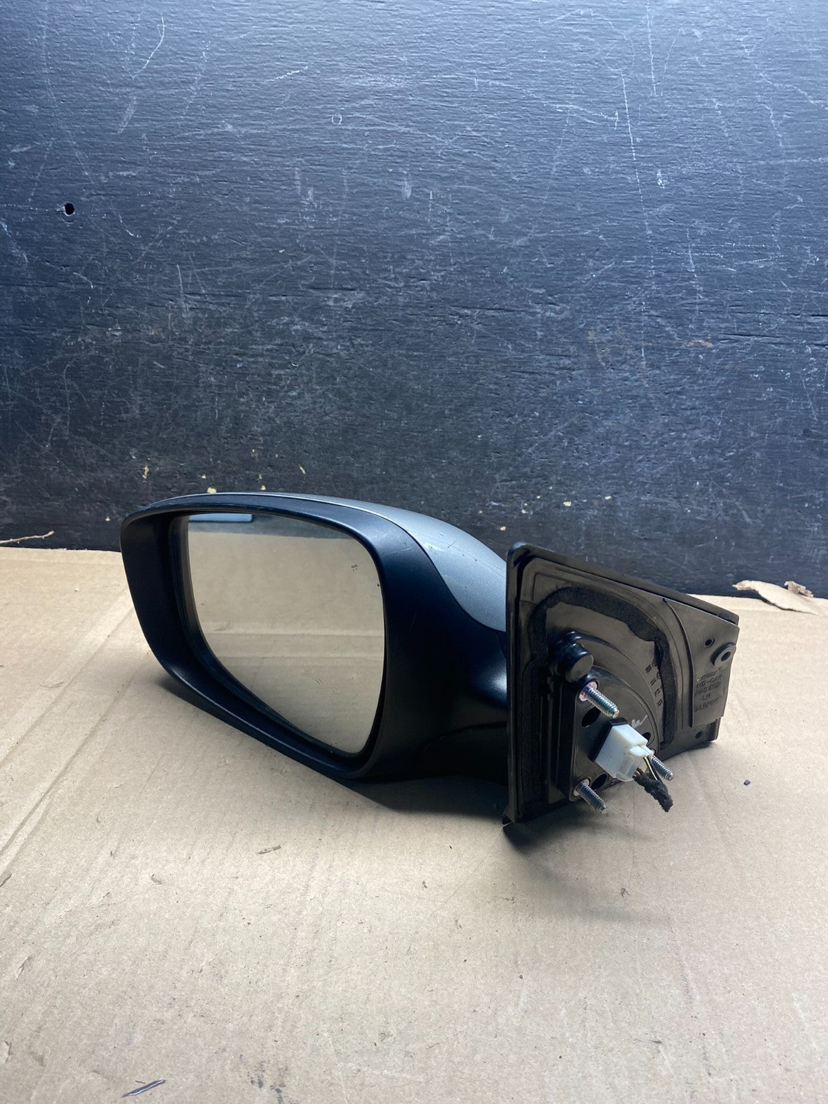 2014 - 2016 Hyundai Elantra Sedan Left Driver View Door Mirror AJ0500 DG10