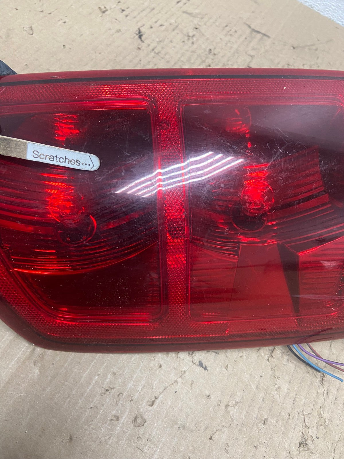 2002 to 2006 Dodge Ram 1500 Left Driver side Tail Light AF7088 LK3