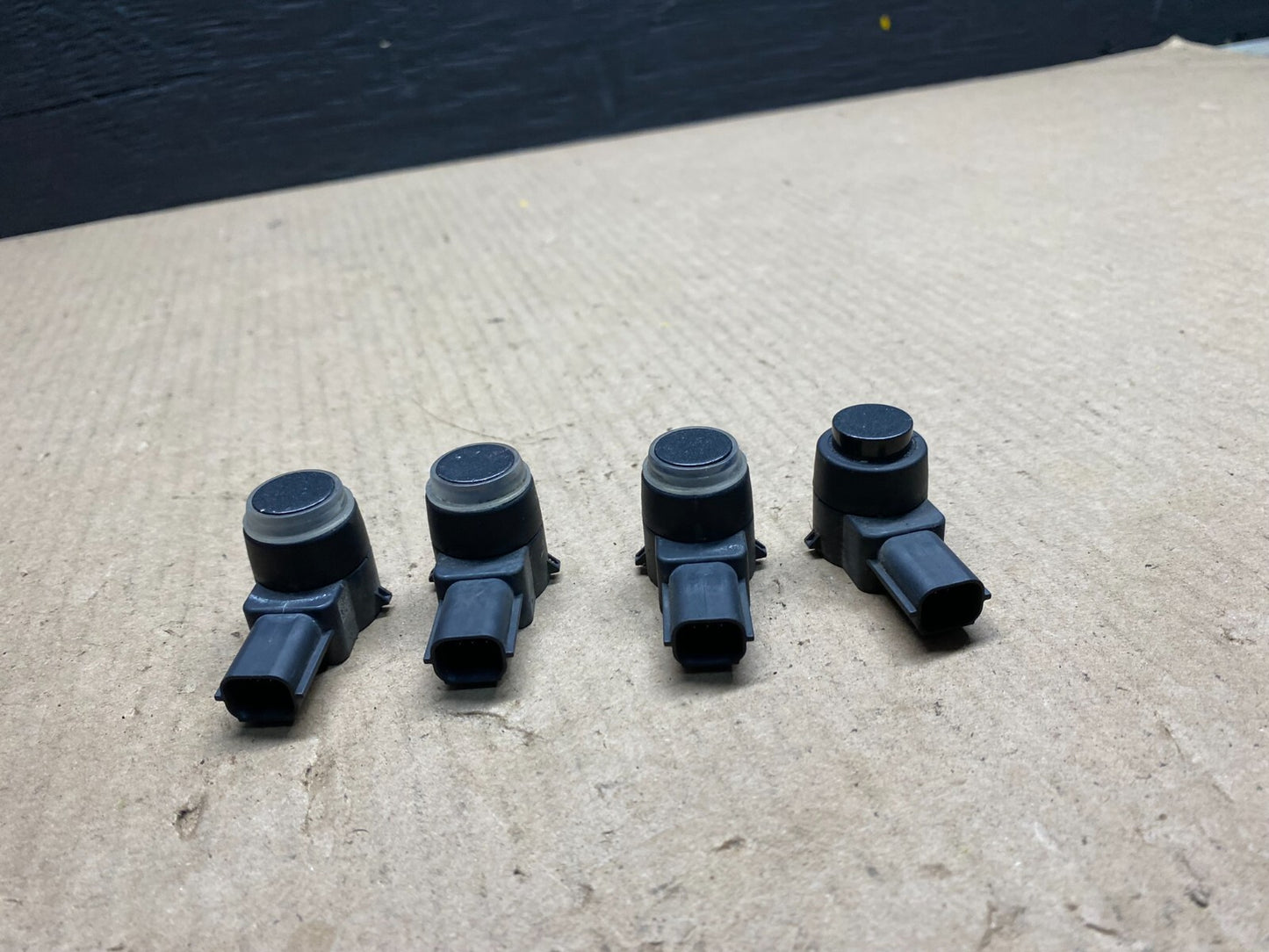 Chevrolet Cadillac Rear Bumper Parking Sensor 4 pcs E1886 Oem PS6