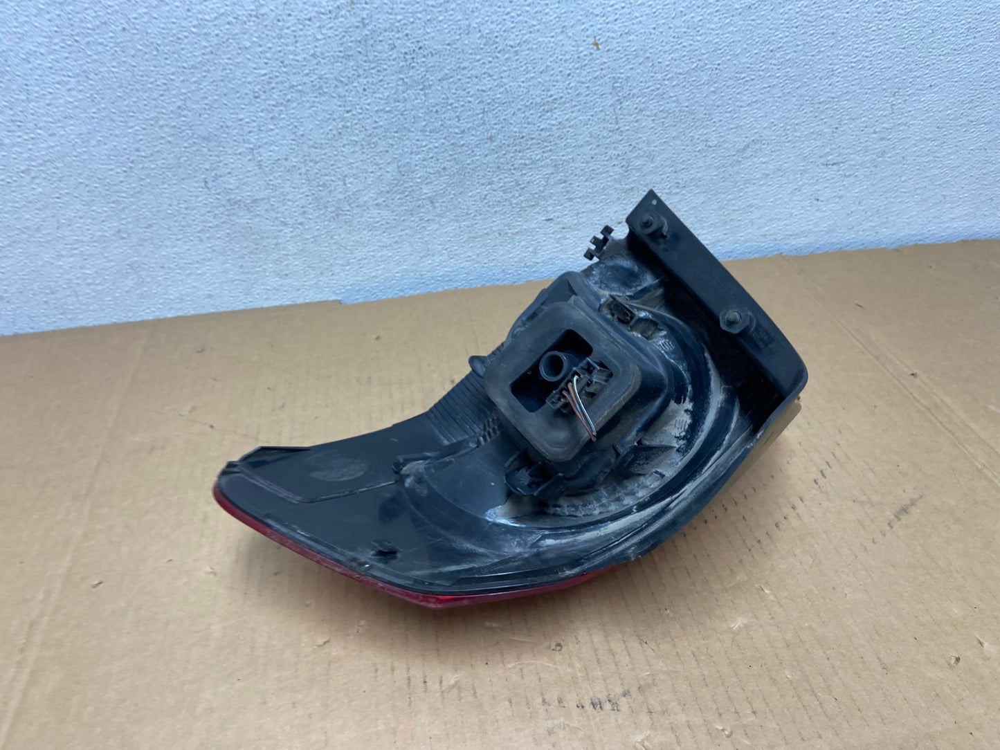 2010 to 2014 Volkswagen Golf & GTI Hatchback Left Side Tail Light AD0780 LK4