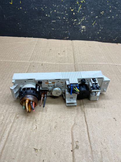 2001 - 2007 GMC Chevrolet Express 1500 Climate Control A/C AA4690 DG3