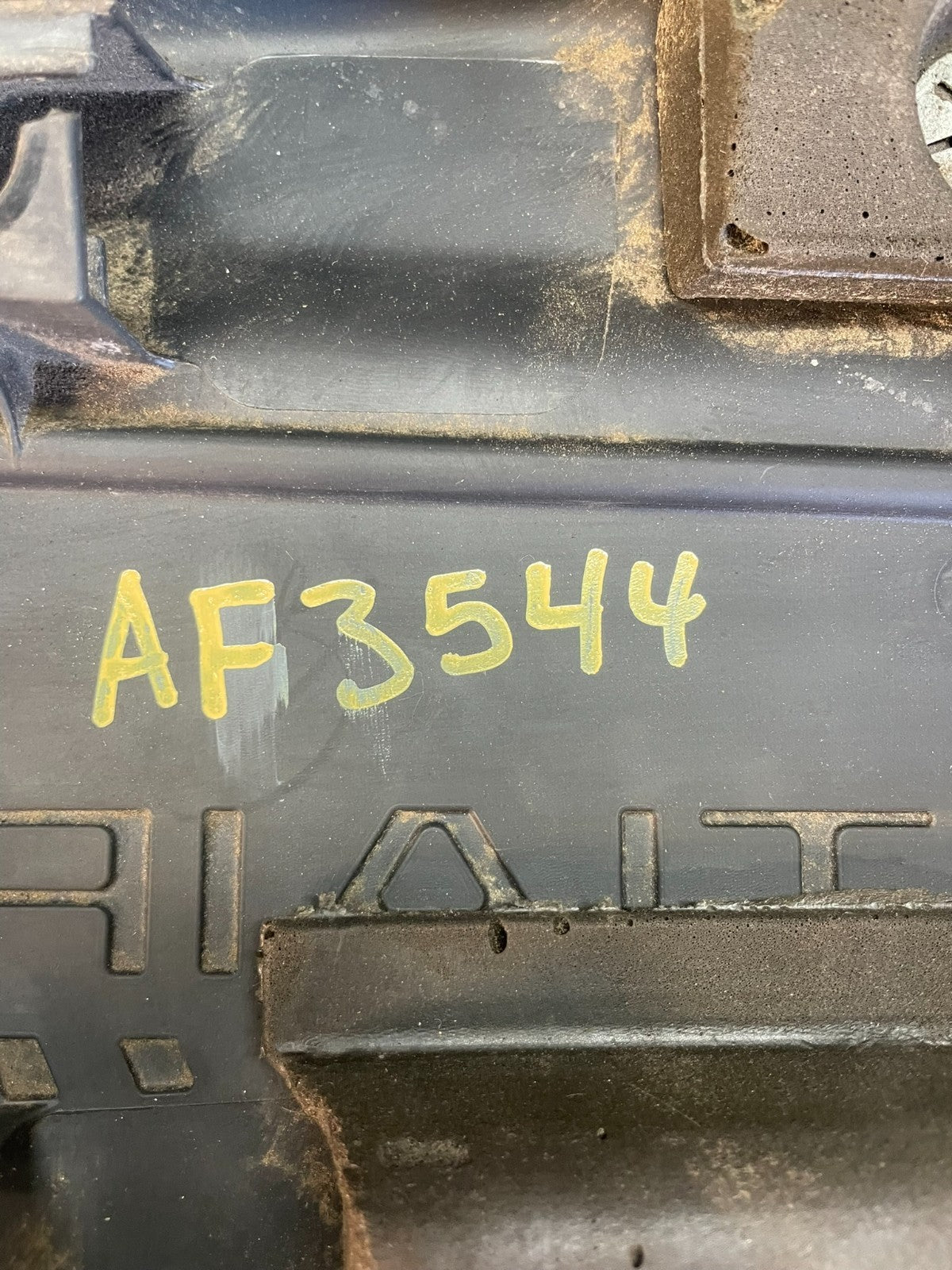 2014 to 2020 Jeep Cherokee 2.4L Multiair Engine Cover AF3544 DG9