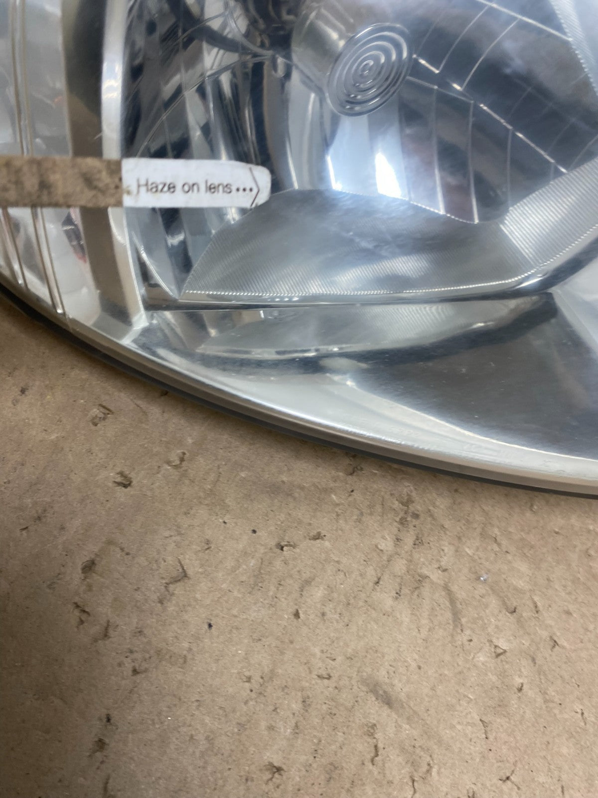 2006 to 2011 Hyundai Accent Sedan Left+Right Halogen Headlights AG5685 DW6