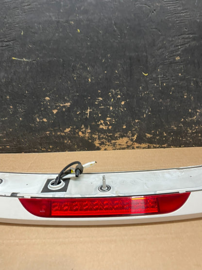 2013 to 2018 Hyundai Santa Fe Sport Rear Spoiler W/3rd Brake Light Oem y9225 DG9