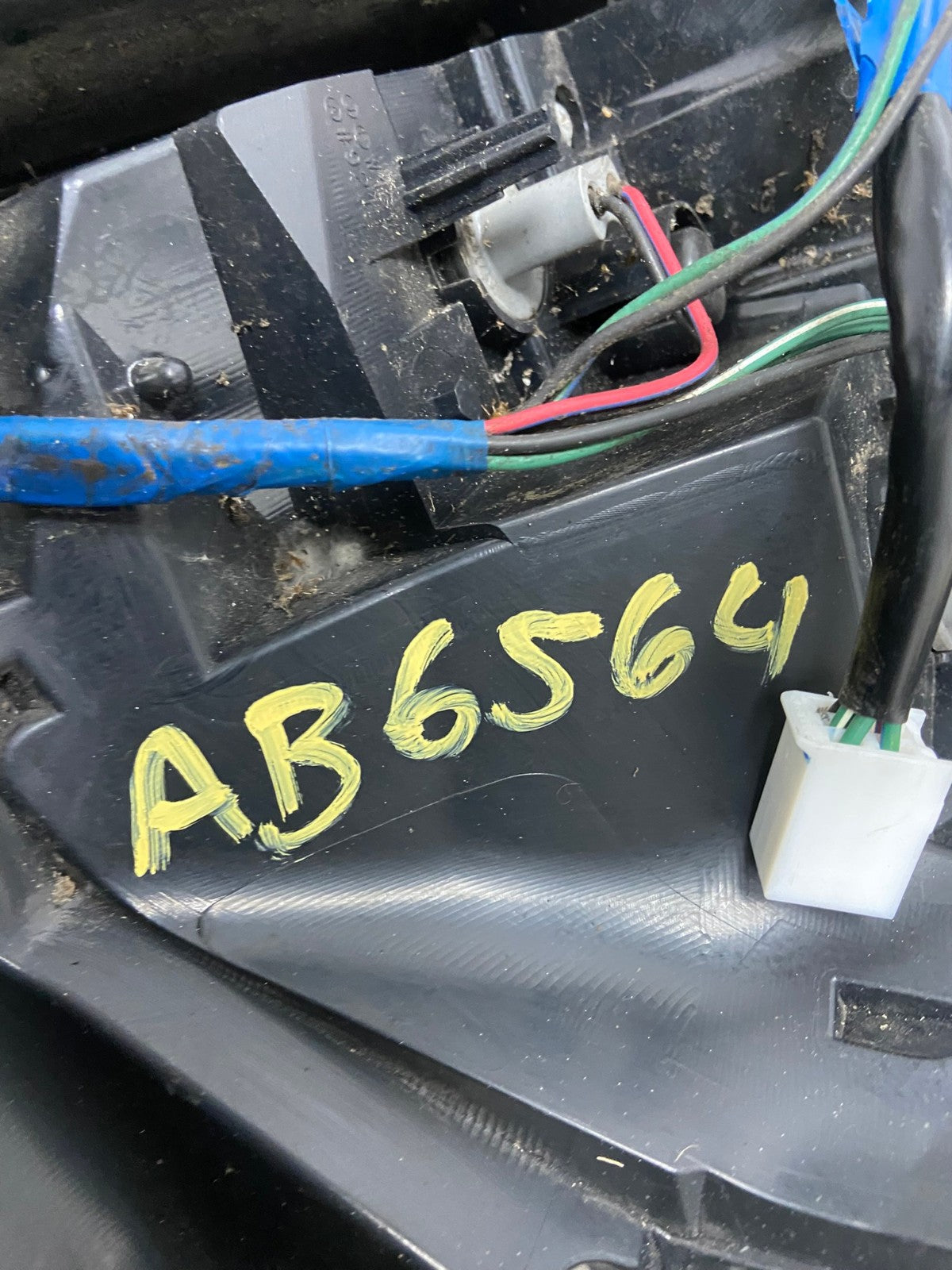 2008 2009 2010 Mazda 5 Left Driver LH Side Tail Light OEM AB6564 LK6