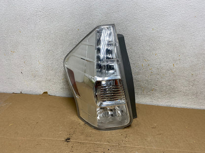 2012 2013 2014 Toyota Prius V LED Left Driver LH Tail Light AH8117 DW0