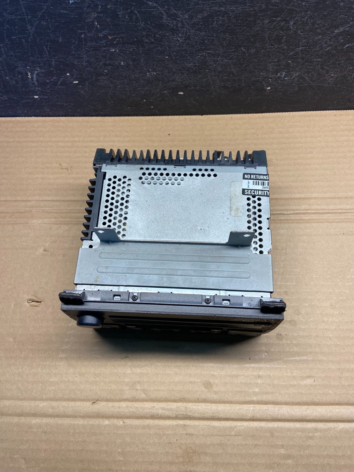 2003 - 2010 Lincoln Town Car AM/FM Radio CD Player AE4703 DG3