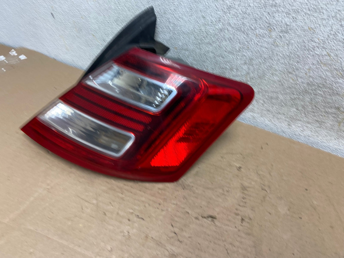 2013-2019 Ford Taurus LED Right Passenger RH Side Tail Light AH9508 LK1