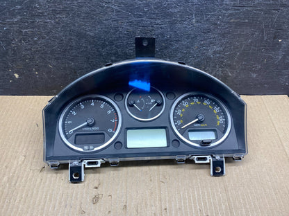 2011 2010 Land Rover LR2 Speedometer Cluster Gauge AI4910 DG0