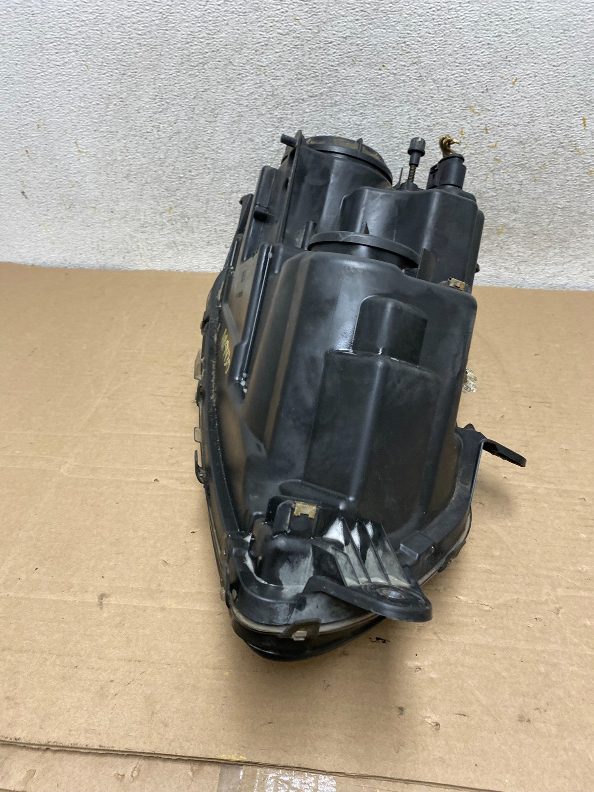 Kenworth P54-6162-200R SAE HG05 SSB518 Left Driver Side Headlight AF79247