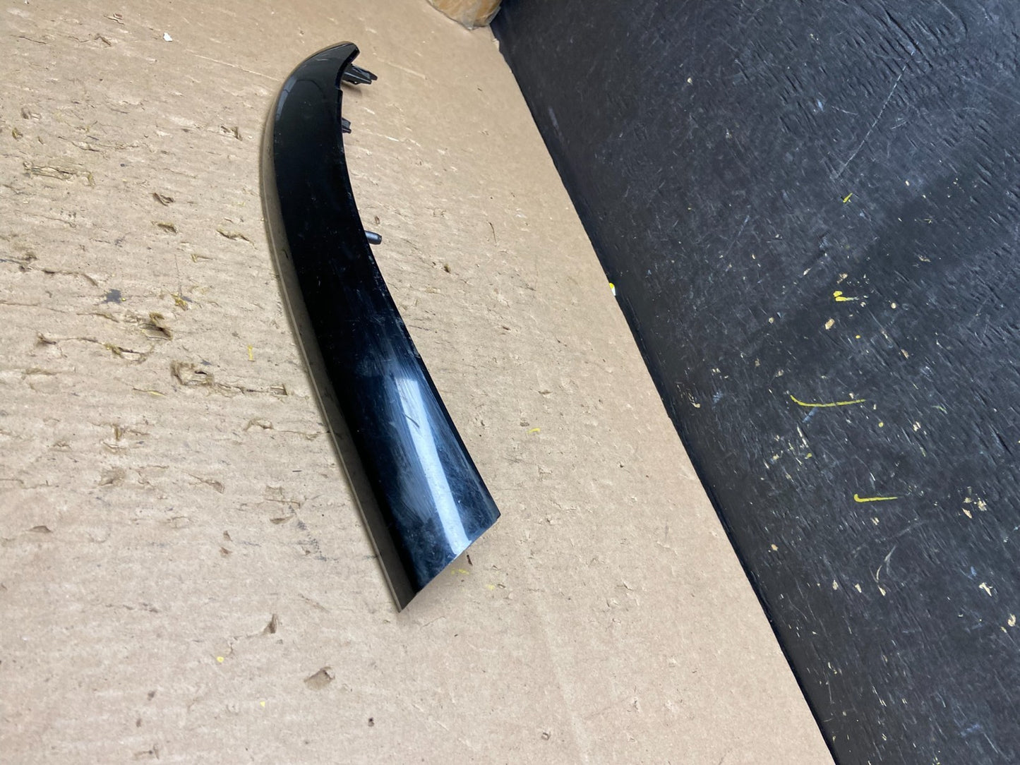 2007 - 2009 Mazda CX9 Center Dash Right Passenger Moulding Trim t6345 DG2