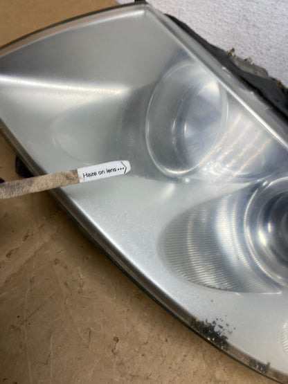 2004 to 2007 Volkswagen Touareg Left Driver Halogen Headlight AD1272 DW3