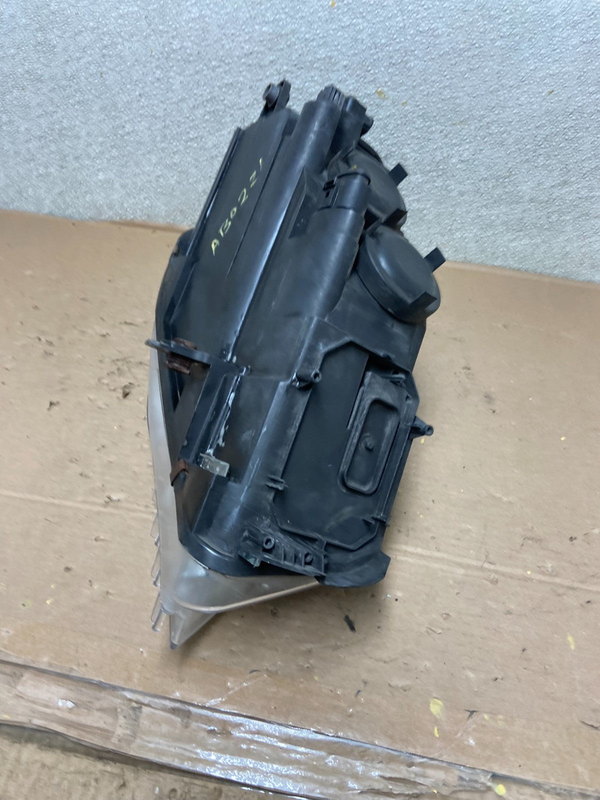 2009 - 2012 Volkswagen CC Left Driver Lh Side Headlight Halogen Oem AB0221 DW6