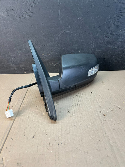 2011 - 2015 Kia Sorento Left Driver Lh Side Door Mirror Turn Signal AD86811