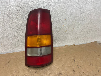 1999-2002 Chevrolet Silverado 1500 Left Driver Lh Side Tail light AH9189 LK0