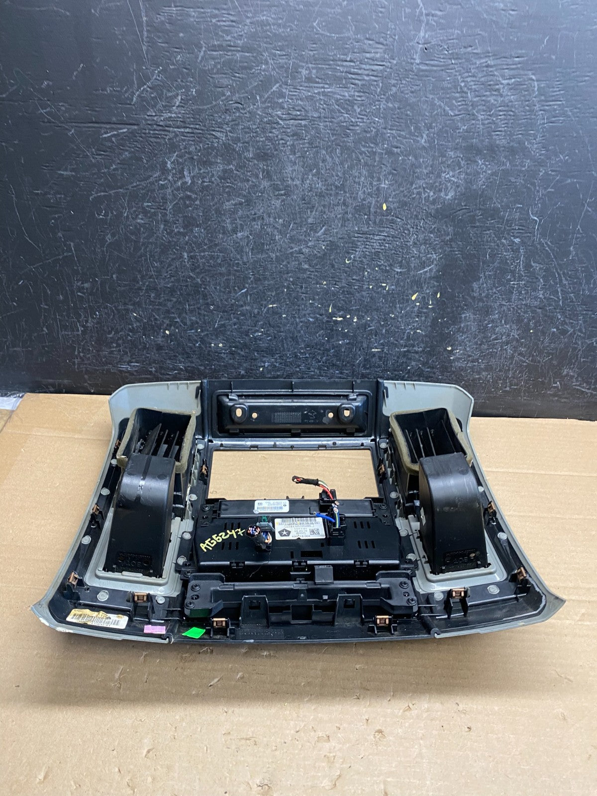 2009 to 2012 Dodge Ram 1500 Center Dash Radio Screen Climate Panel AG5247 DG7