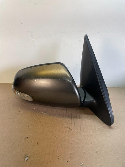 2010 to 2013 Kia Forte Sedan Right View Turn Signal Mirror AG2542 MS0