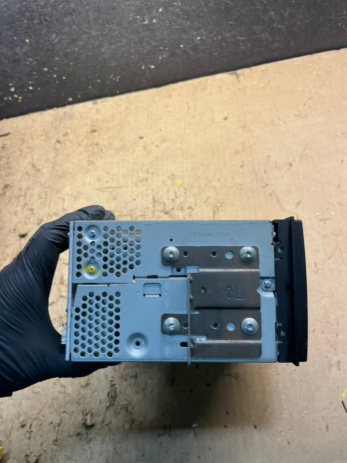 2012-2017 Nissan NV1500 Radio AM FM CD Player Receiver w7031 DG4
