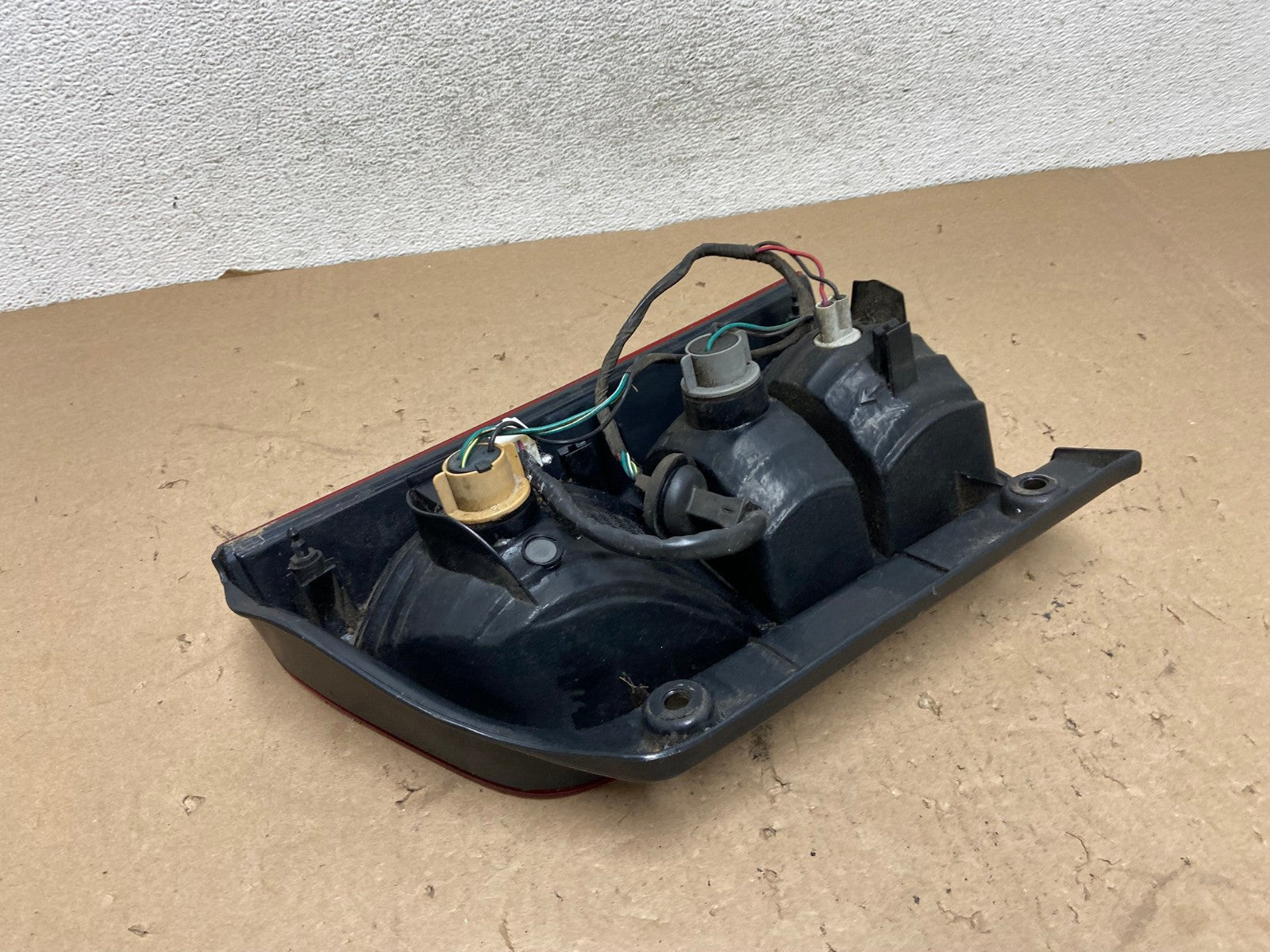 2005 to 2012 Nissan Pathfinder Tail light Left Driver Lh Side AG4421 LK6
