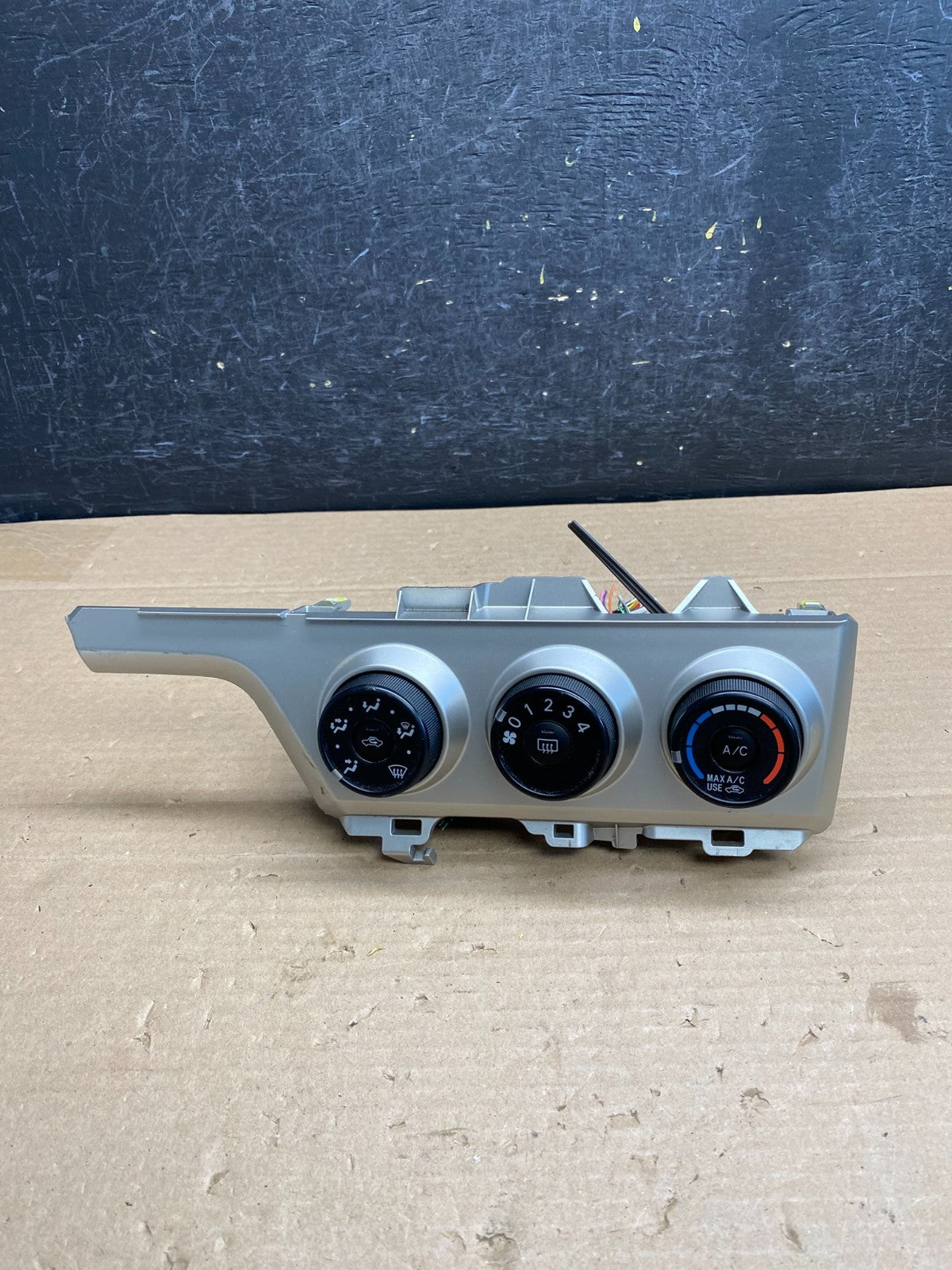 2008-2012 Scion XB AC Heater Climate Control Heater A/C Panel Bezel OE AG5272 DG0