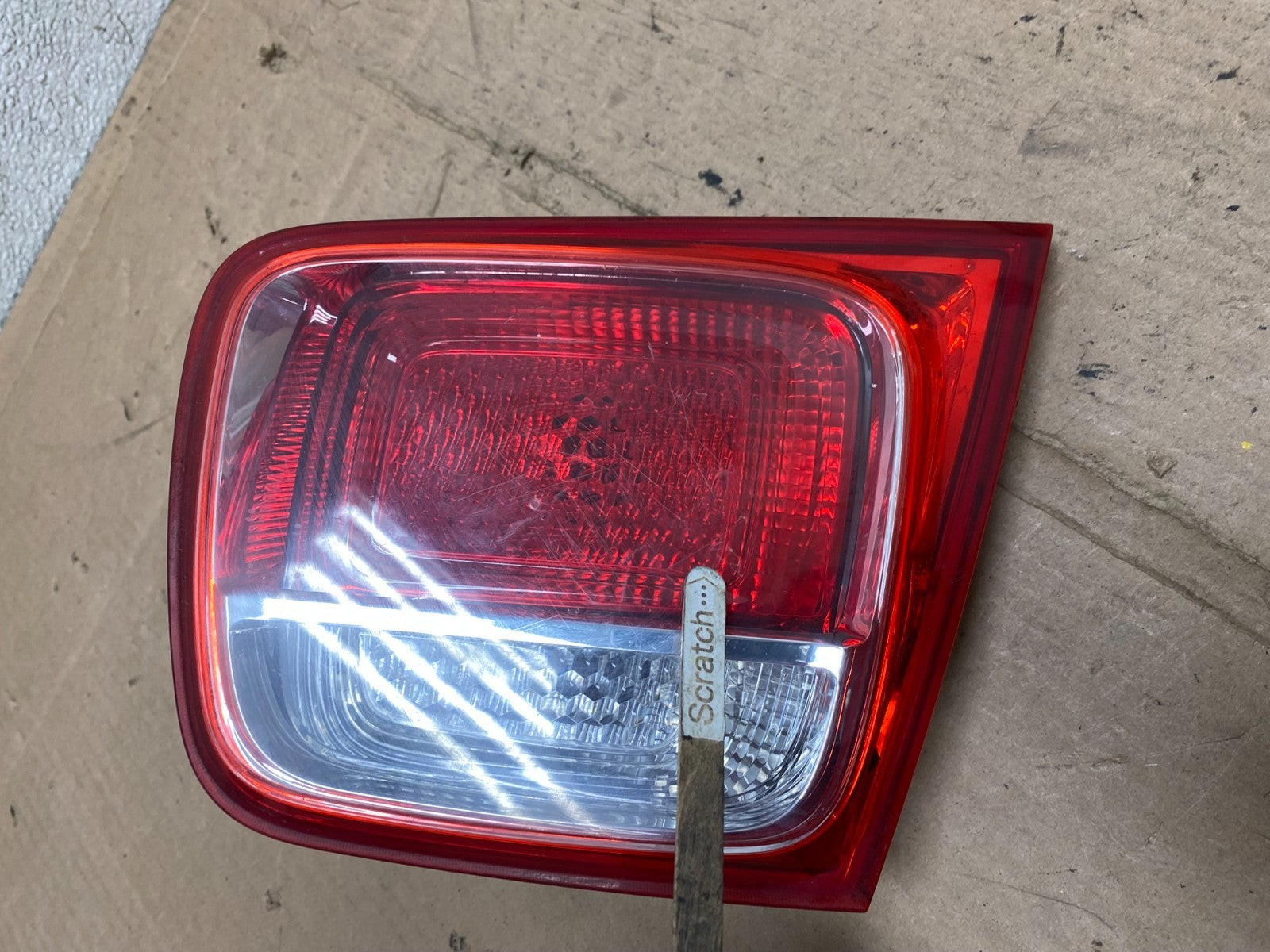 2013-2016 Chevrolet Malibu Right Passenger Rh Inner Tail Light Oem R7774 DW3