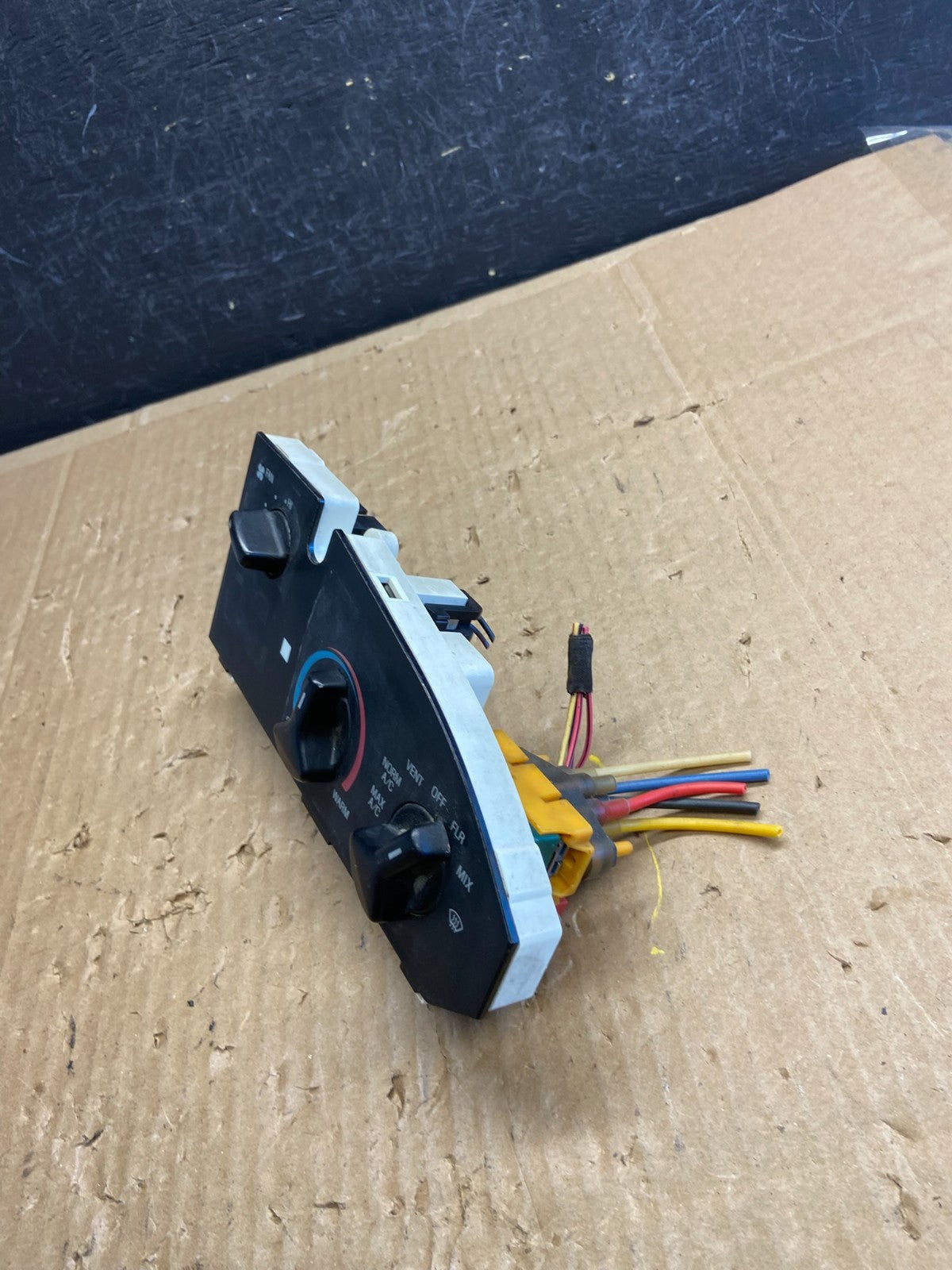 1997-2014 Ford Van Econoline E150 E250 Heater Climate Fan Control ad6796 DG2