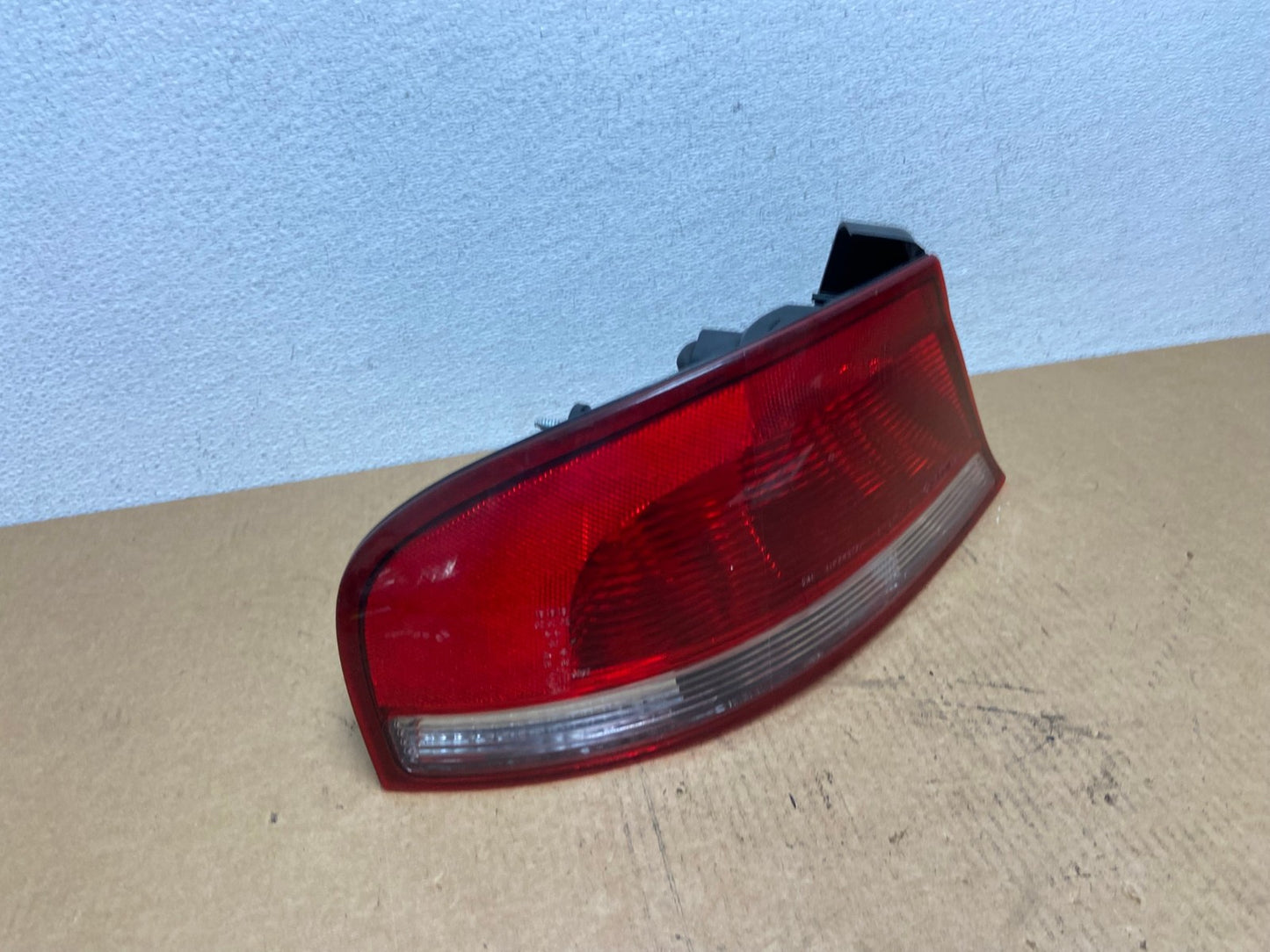 2001-2006 Chrysler Sebring Sedan Left Driver LH Side Tail Light AC1833 LK2