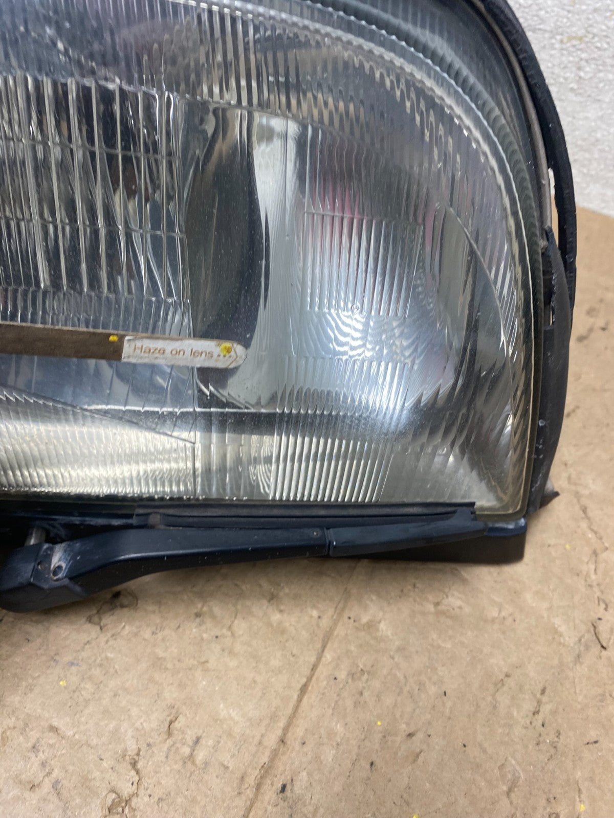 Xenon 1997-1999 Mercedes W140 S320 S500 Right Passenger Side Headlight W9077 DW4