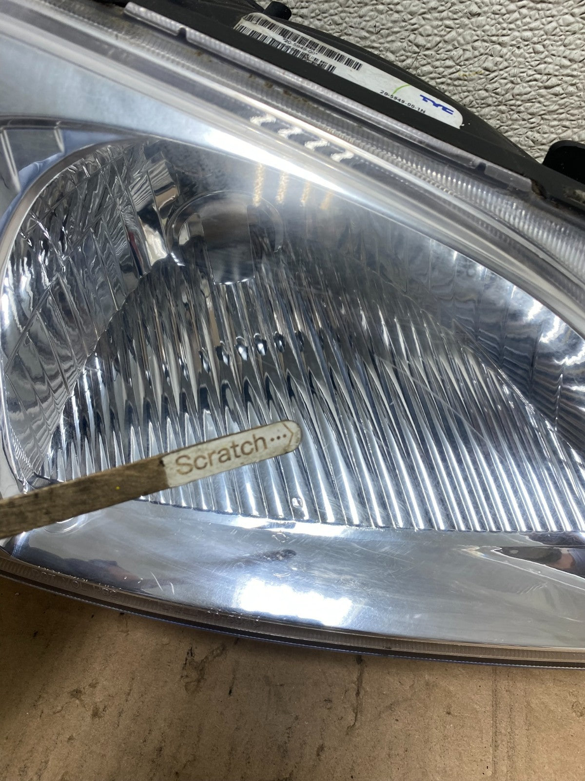 2001 - 2003 Honda Civic Coupe Headlight Halogen Right Passenger Rh TYC S3863 DW3