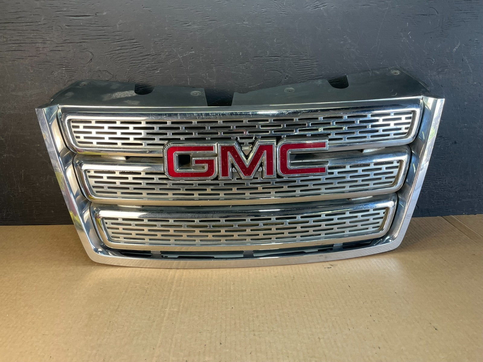 2010 to 2015 Gmc Terrain Front Upper Grill Grille AF3708 DG0