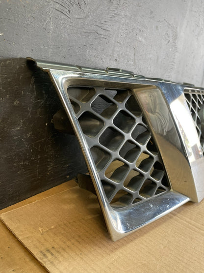 2005 2006 2007 Nissan Pathfinder Chrome Front Upper Grill Grille Oem AC2047 DG2