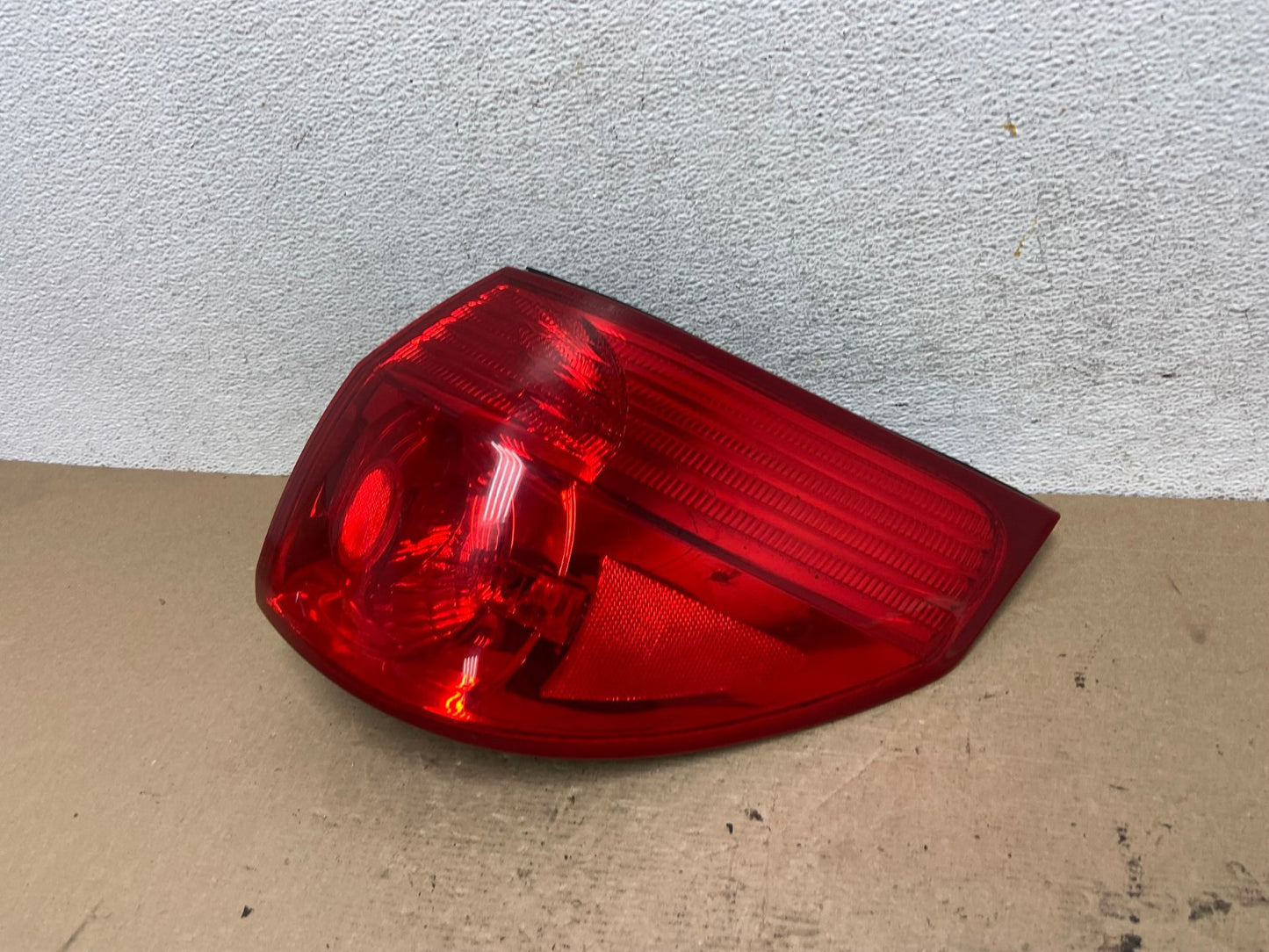 2006 - 2010 Toyota Sienna Right Passenger Side Tail Light AF4939 LK1