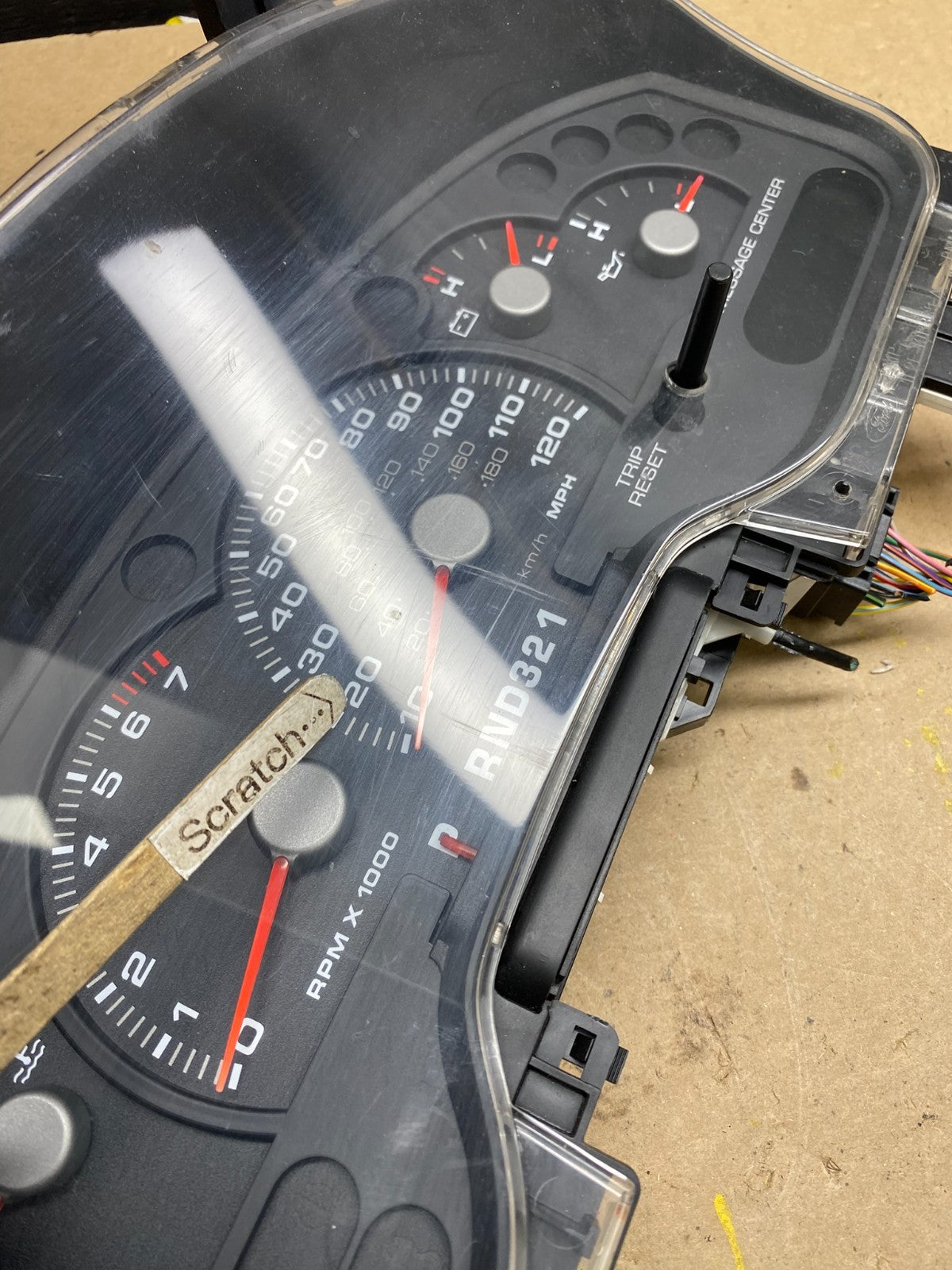 2004 2005 Ford Explorer Speedometer Cluster Gauge Oem t9303 DG1